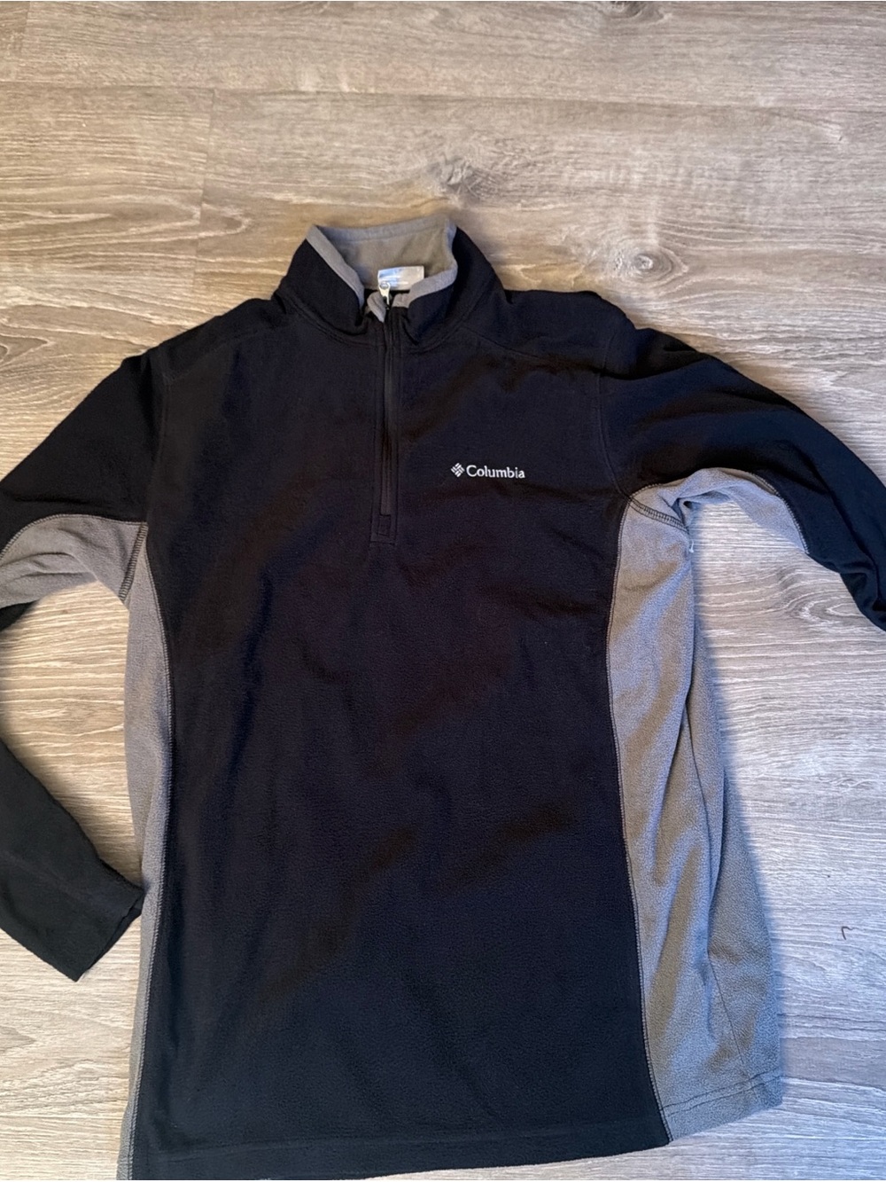 Columbia Gray and Black Fleece Half-Zip
